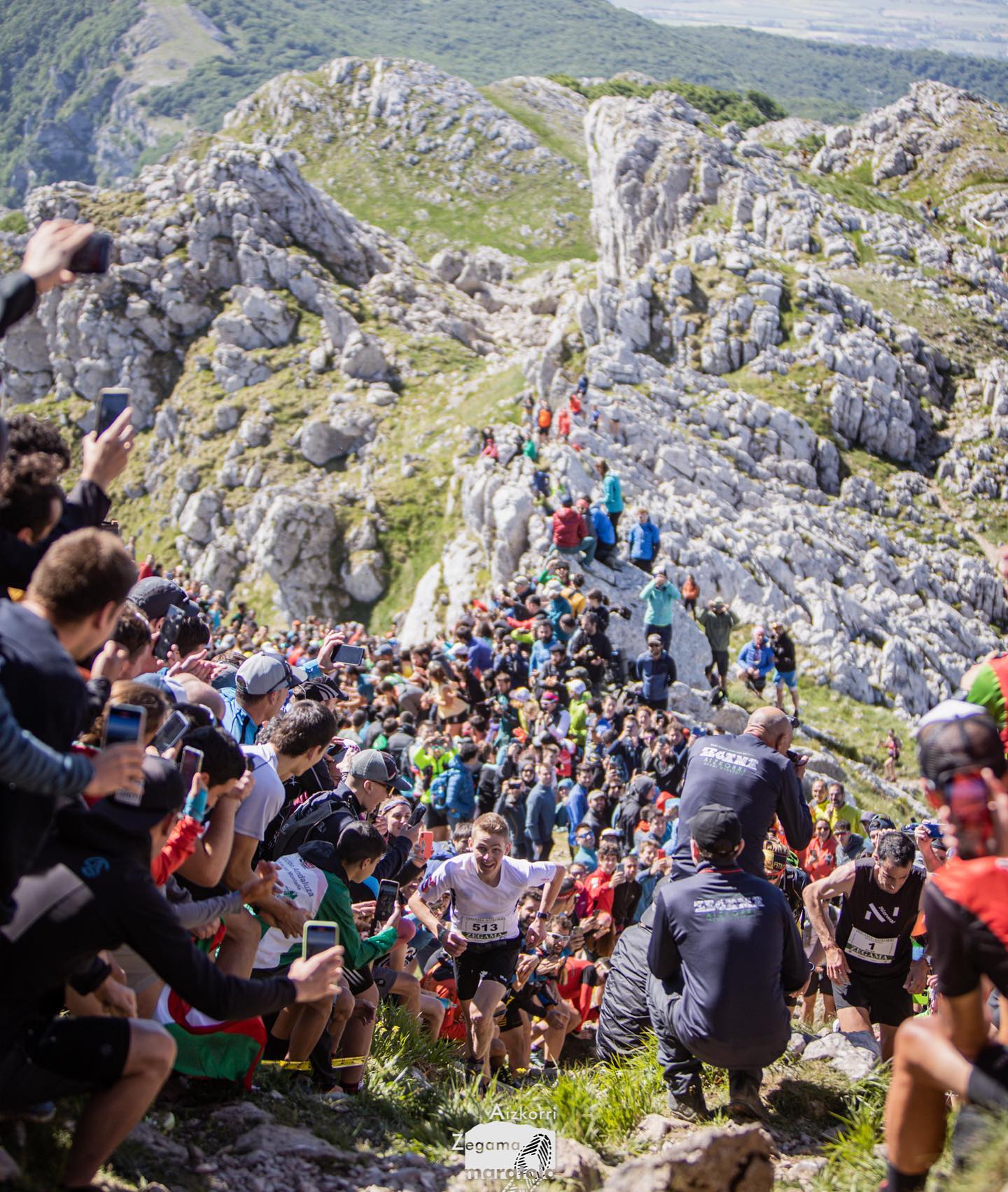 credits Jordi Saragossa  & Philipp Reiter Golden Trail Series DAVIDE MAGNINI